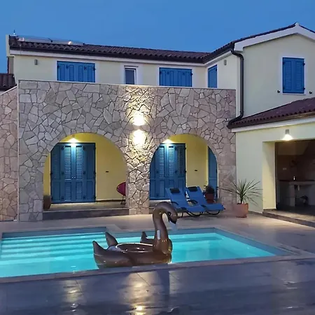 Holiday home Amazing In Dobrinj