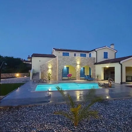 Amazing In Holiday home *